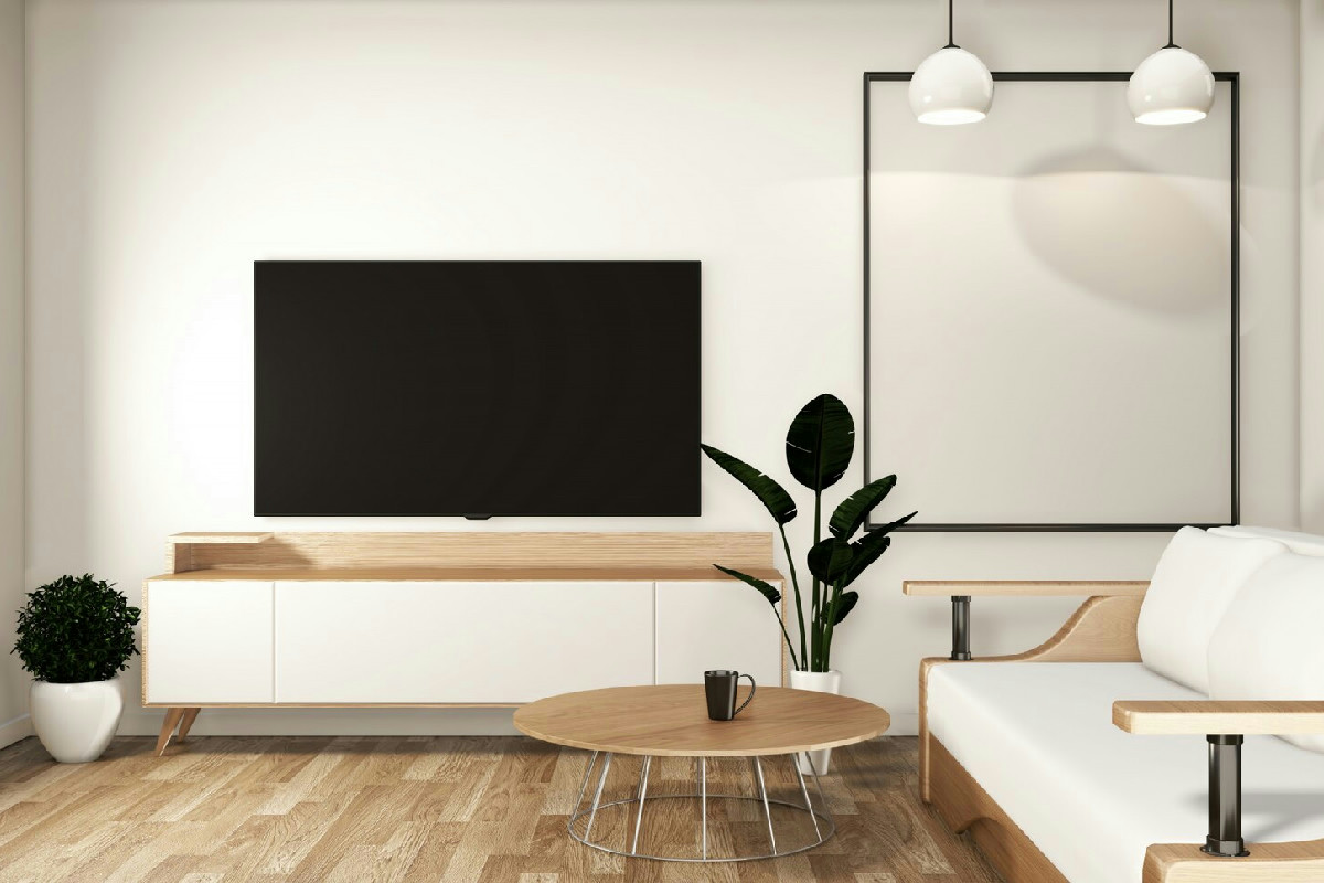 5 strategie efficaci per organizzare cavi e dispositivi nel living mantenendo il salotto ordinato