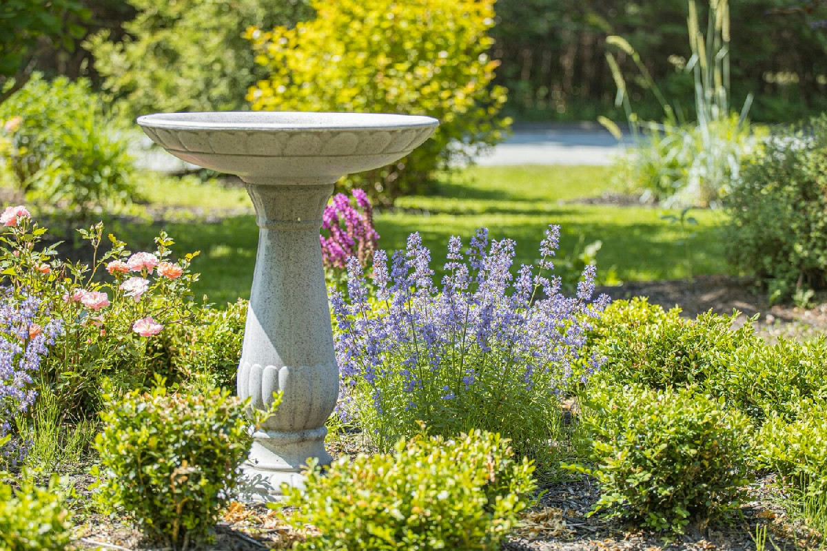 Efficienza e design delle fontane solari da giardino: l’unione tra funzionalità e estetica raffinata